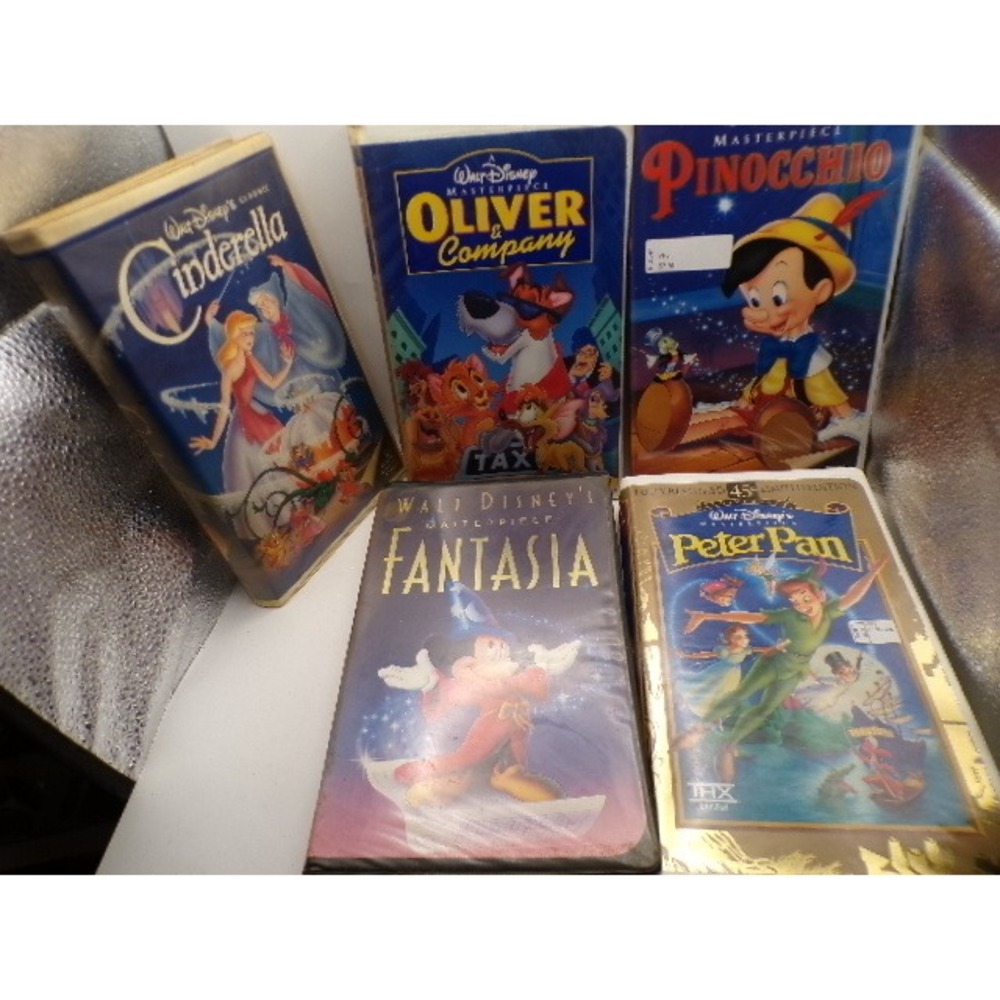 Disney Masterpiece Collection‎ VHS  Cinderella Pinocchio Peter Pan Fantasia 5pk